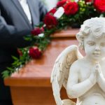Психологическая помощь и ритуальные услуги: комплексный подход к прощанию